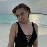 Freiiaflower's Free Live Sex Cam