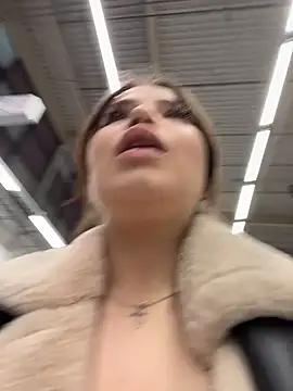 Chloe__Moon - December 10, 2025 19:42