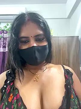 V-hot-sweet - August 7, 2025 20:58