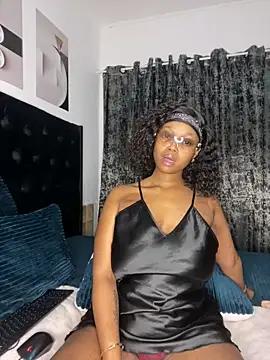 QueenTee23 - May 25, 2025 01:50