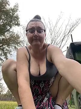 HTXBELLE - December 13, 2025 18:30