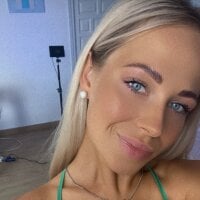 Streetdoll's Free Live Sex Cam