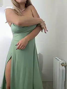 Streetdoll - February 20, 2025 09:00