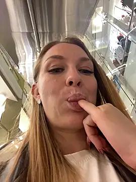 Sweet___Emily - December 4, 2025 18:20