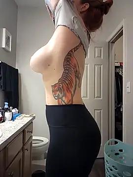 HollyTattoo - October 6, 2025 15:29