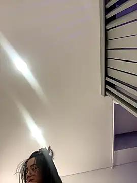 Michelle_Zoe - October 23, 2025 09:17