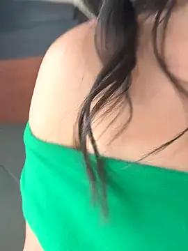 Michelle_Zoe - October 26, 2025 17:09