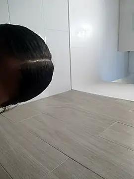 Alana_69 - December 5, 2025 22:45