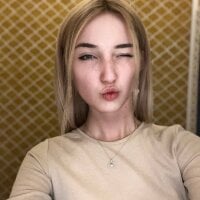 DollyTall's Free Live Sex Cam