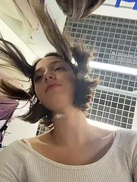 DollyTall - October 13, 2025 13:40