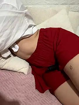 Rednailace - August 15, 2025 23:00