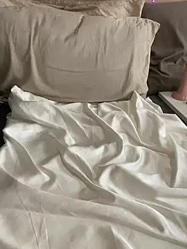 Rednailace - June 9, 2025 15:00