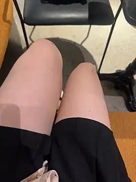 Meii-meyy - June 30, 2025 07:02