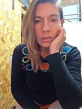 Lina_lou4 - September 22, 2025 18:50