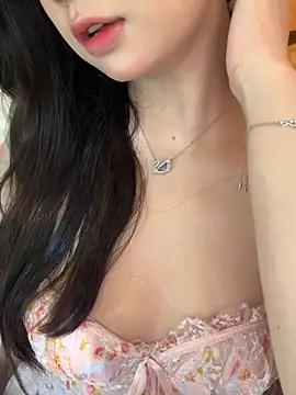 Nana_kute20 - December 12, 2025 18:20