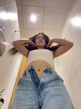 KissMeEva - July 5, 2025 16:20