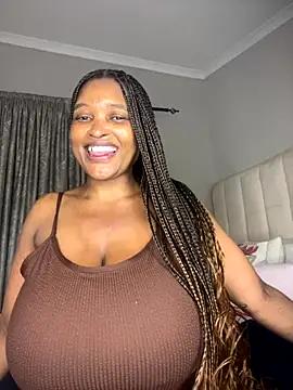 Bustygoddess32 - September 18, 2025 00:40