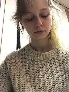 Julie-bae - May 29, 2025 21:20