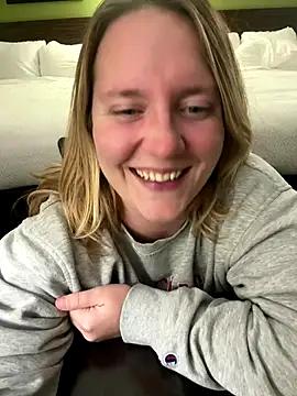 Lizzyloo - December 12, 2025 00:30