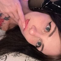 Alwaysapril's Free Live Sex Cam