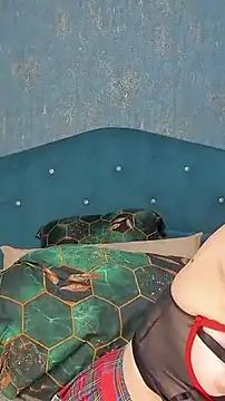 RedAssHottie - December 12, 2025 08:18