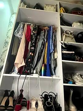 Noha-Sexy - September 1, 2025 22:50