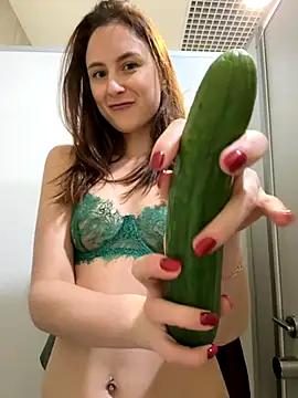 Dina_Tease - November 17, 2025 18:00