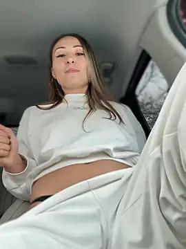 LetsFunKARINA - January 18, 2026 08:50