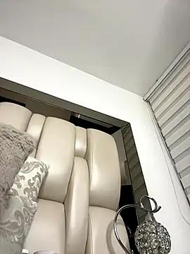 ALISSON_FOXXX1 - December 9, 2025 23:53