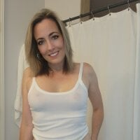 Cherry-red-xo's Free Live Sex Cam