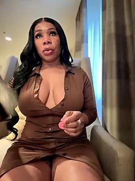 Belle___ - October 26, 2025 14:10