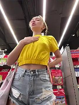 Miss_Elfie - May 25, 2025 15:30