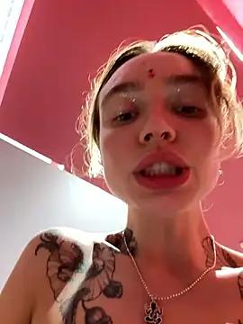 Miss_Elfie - May 28, 2025 17:40