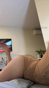 Porno Movie Cumshot with kaylee_moor and Vintage Lesbian Upskirt Threesome