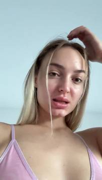 Hot Porno Barbie001 in Showing Boobs and Blonde Piercing Nude