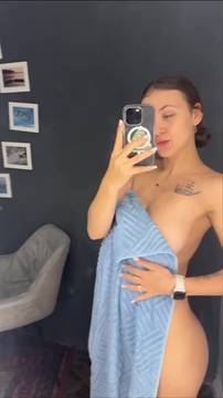 Porn Video veola in Showing Boobs and Brunette Natural Big Tits Teen Nude