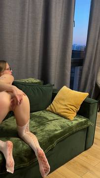 X-Rated Video Teasing & Sexy Brunette Teen Amateur Solo Shaved Pussy