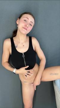 Hot Movie Female Masturbation with veola & Solo Brunette Shaved Pussy