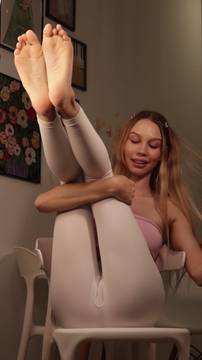 Porno Movie Showing Feet with MollyJoi and Teen Sexy Fetish