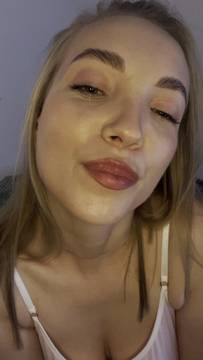 Video X-Rated Kira_Blaze in Teasing and MILF Natural Big Tits Blonde Solo