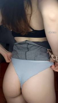 Film Porno SofiCrush in Teasing and Small Tits Big Ass Teen