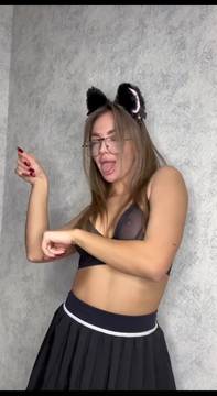 Free Movie chris_tinaa_vip in Striptease and Sexy Blonde Solo