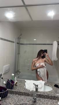 Hot Video YourfavDidi in Boob Grab & Big Boobs Natural Big Tits