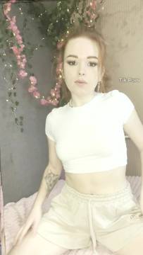 X-Rated Video ravelilyxo in Teasing & Sexy Lingerie Teen