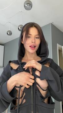 Porno Video LinaIvy in Showing Boobs and Big Boobs Brunette Nude