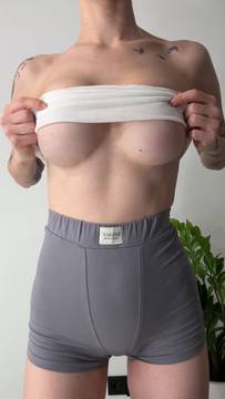 Film Porno LinaIvy in Teasing and Nude Solo Brunette Teen Big Boobs