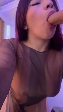 Hot Video VenusDeligh in Deepthroat and Sexy Webcam Naked