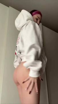 Porno Video miablooom in Teasing and Nude Petite Solo Shaved Pussy