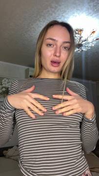 Film Porno Bouncing Boobs with Barbie001 and Small Tits Sexy Piercing