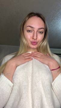 Video X-Rated Showing Boobs with Barbie001 & Blonde Small Tits Piercing